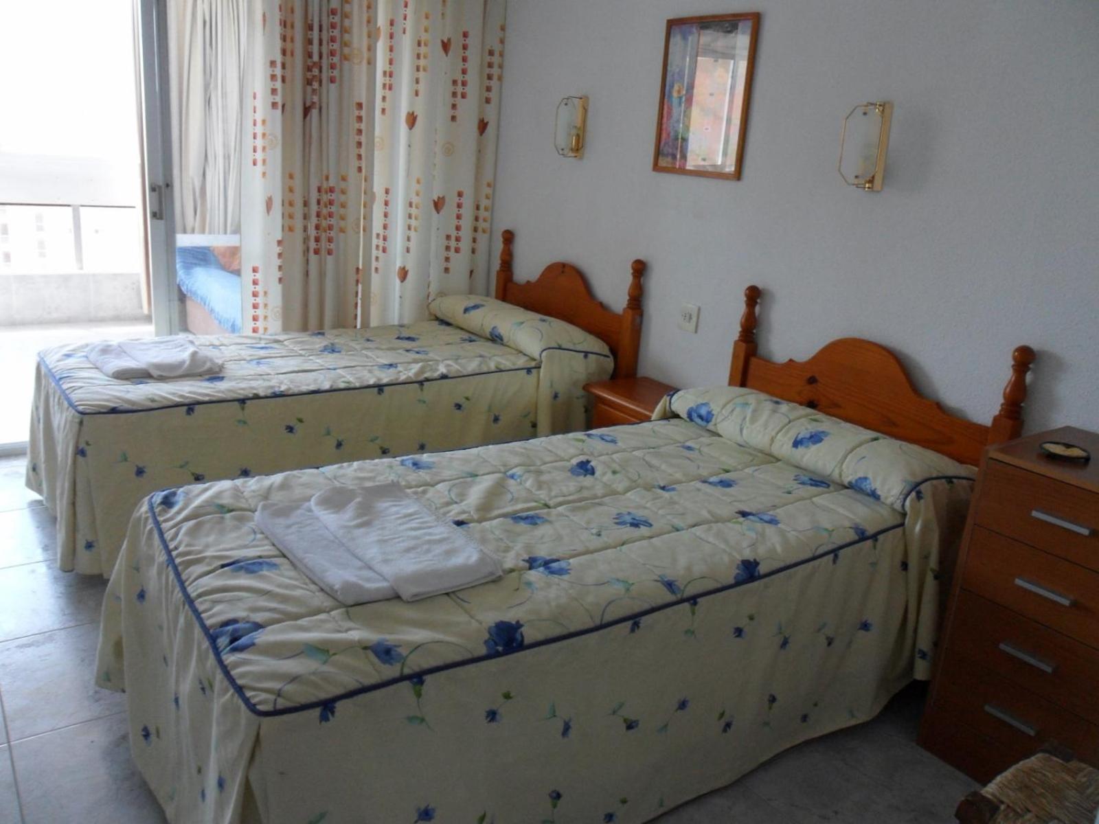 Apartamentos Cervantes Benidorm Eksteriør billede